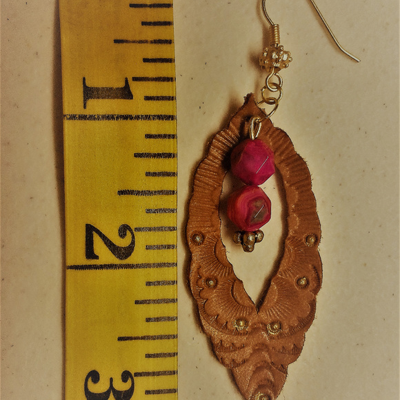 Genuine Handtooled Leather Earrings w/ Ruby Stone - Picture 3 of 3